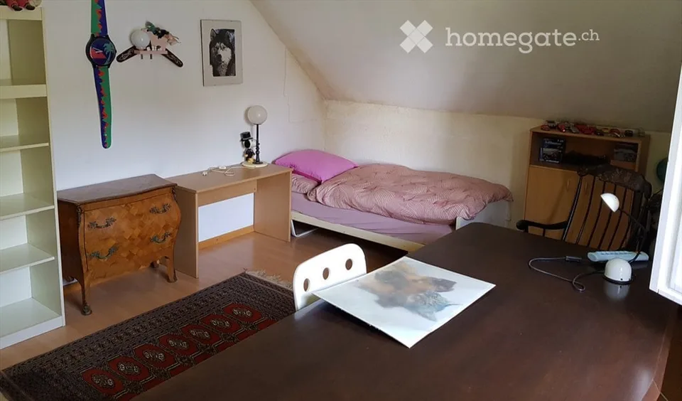 Large furnished room