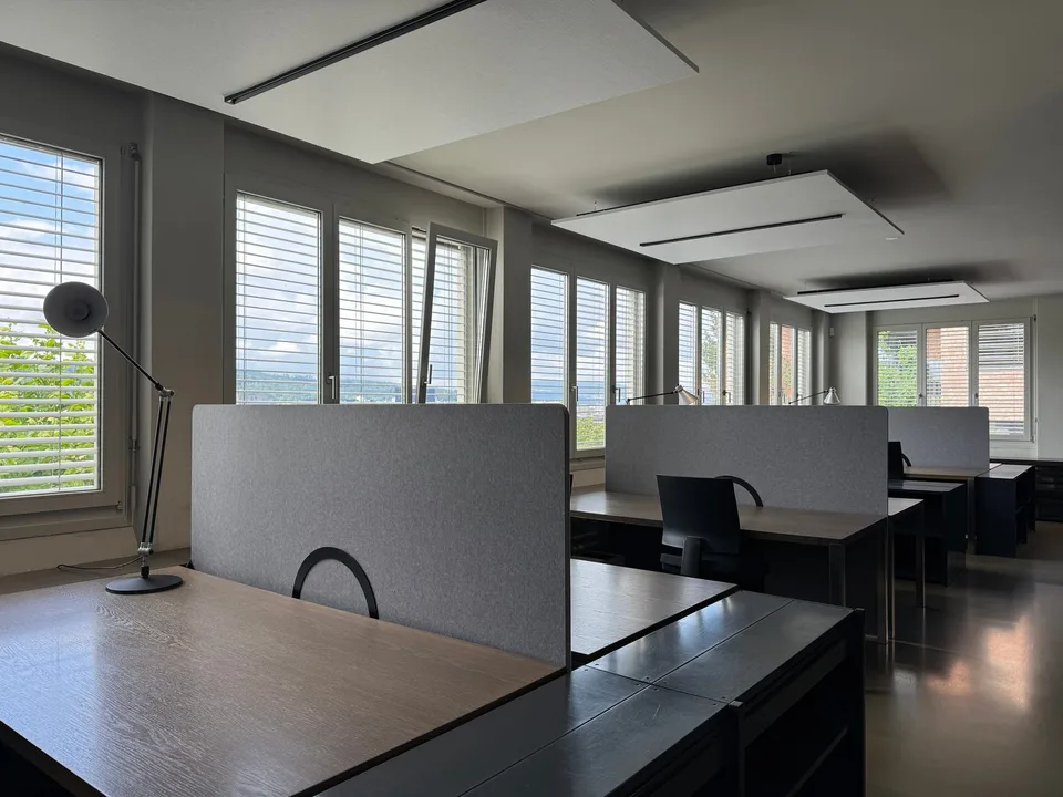 Ruhig gelegene Bürofläche, mit guter Anbindung in Zürich Höngg