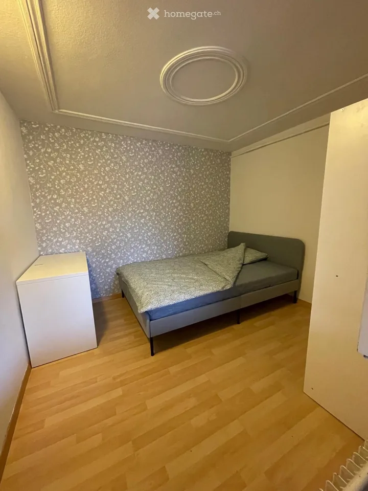 Möbliertes Zimmer zu vermieten in Balsthal