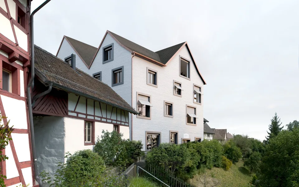 Einstellplatz in Tiefgarage mit Autolift Zentral in Glattfelden
