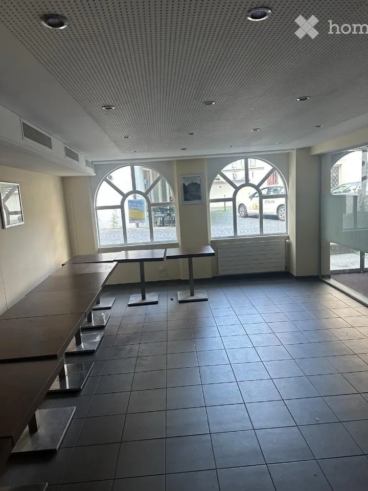 Locale commerciale per caffetteria/bar o ristorante ad Altstätten SG – disponibile immediatamente!