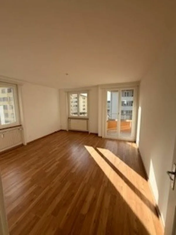 Partly renovated 3.5-room apartment