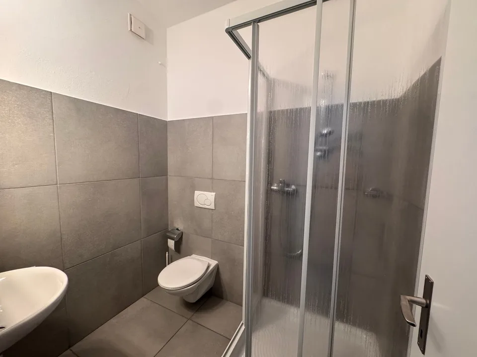 Facilitazioni per avvio nuova attività – Ufficio / spazio commerciale di 91 mq in affitto a Taverne – foto 6 di 7