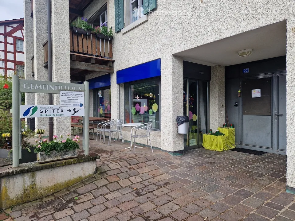 Grosser, heller Raum in Rüdlingen zu vermieten  (ehemaliges Ladenlokal/Tagesstruktur)