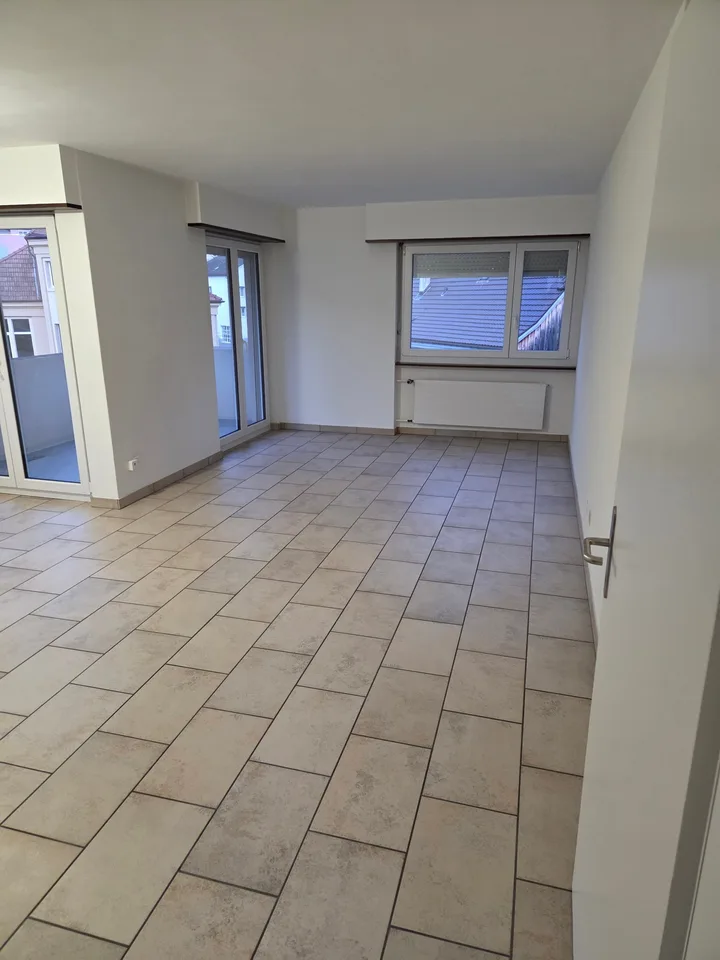 Schönes 2,5-Zimmer-Apartment im 2. Stock
