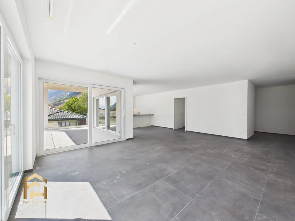 Erstbezug in Raron  grosszügige 5.5-Zimmer-Wohnung mit Weitblick