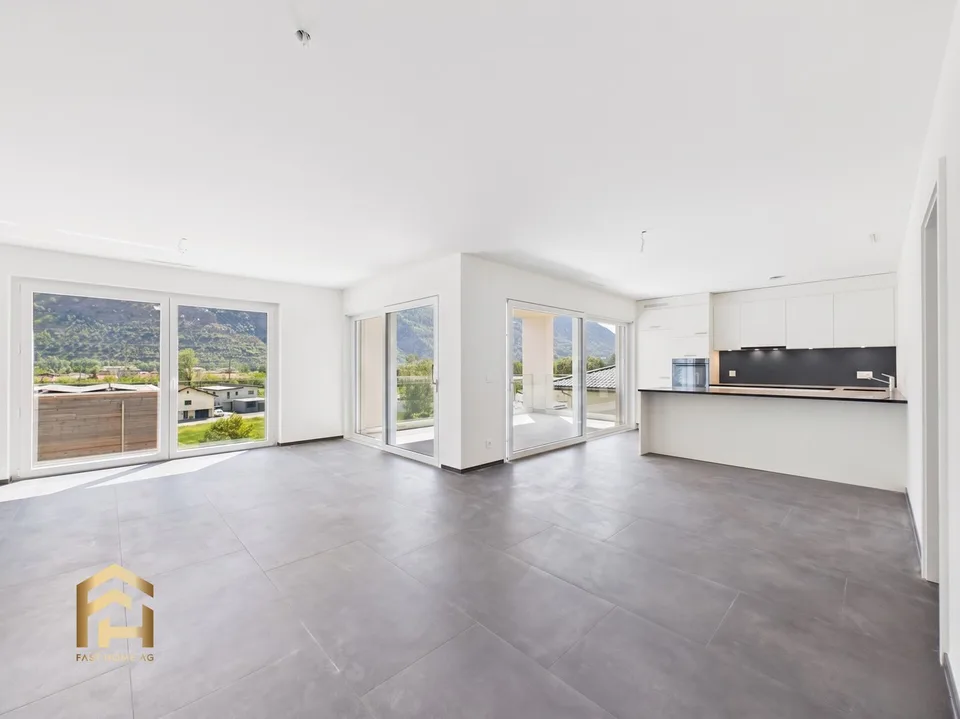 Erstbezug in Raron  grosszügige 5.5-Zimmer-Wohnung mit Weitblick