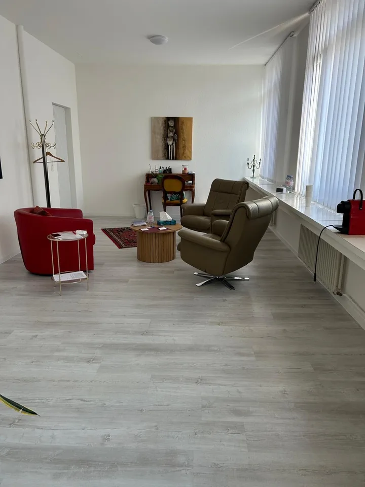 Ufficio moderno in posizione centrale a Zofingen