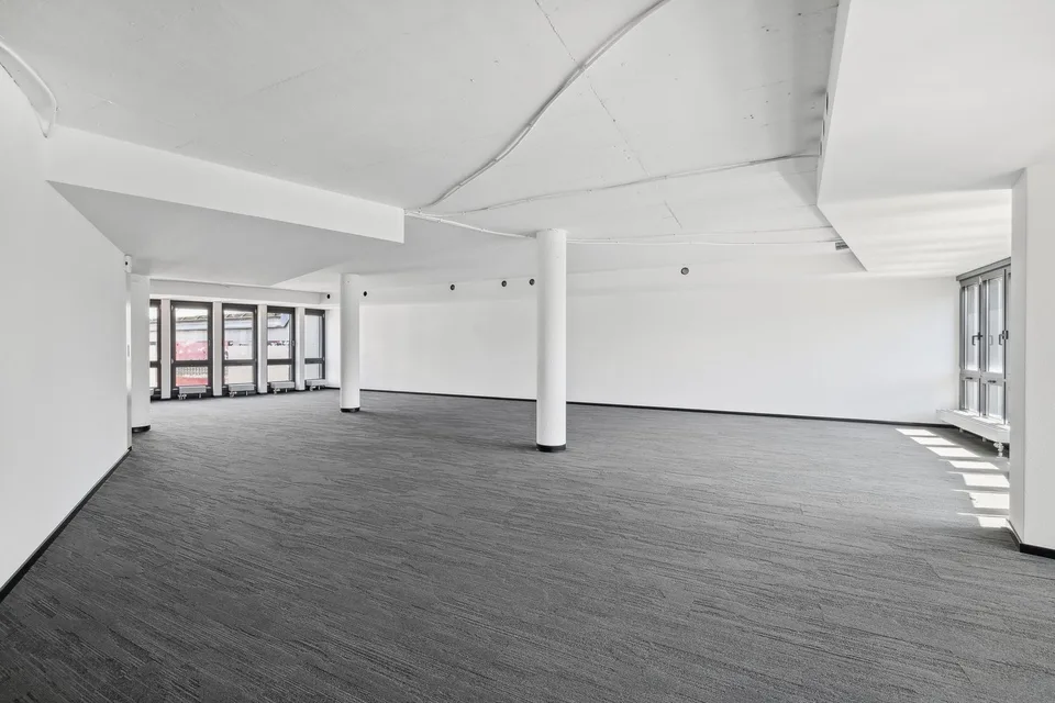 Espace de bureau attractif dans un excellent emplacement - disponible immédiatement ! – photo 7 sur 10