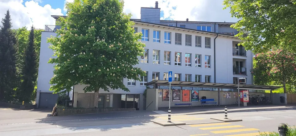 Modernes Büro an zentraler Lage in Köniz – sofort verfügbar!
