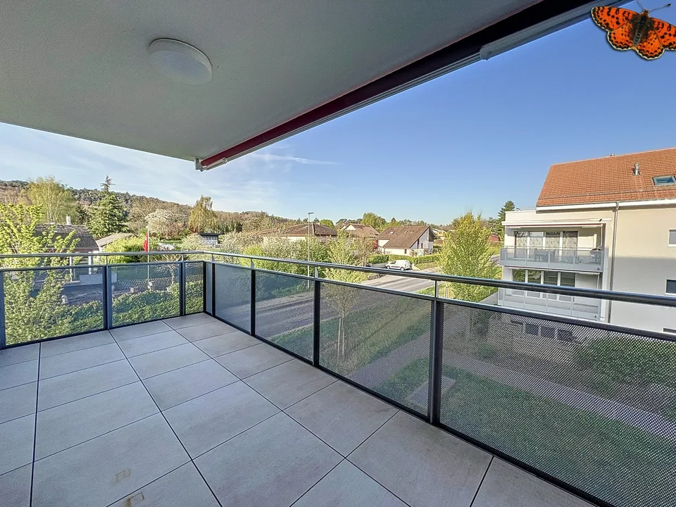 3½ ROOMS - With a large balcony!