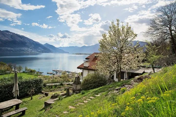 Stilvolles Airbnb-Apartment für besondere Urlaubsmomente im Tessin
