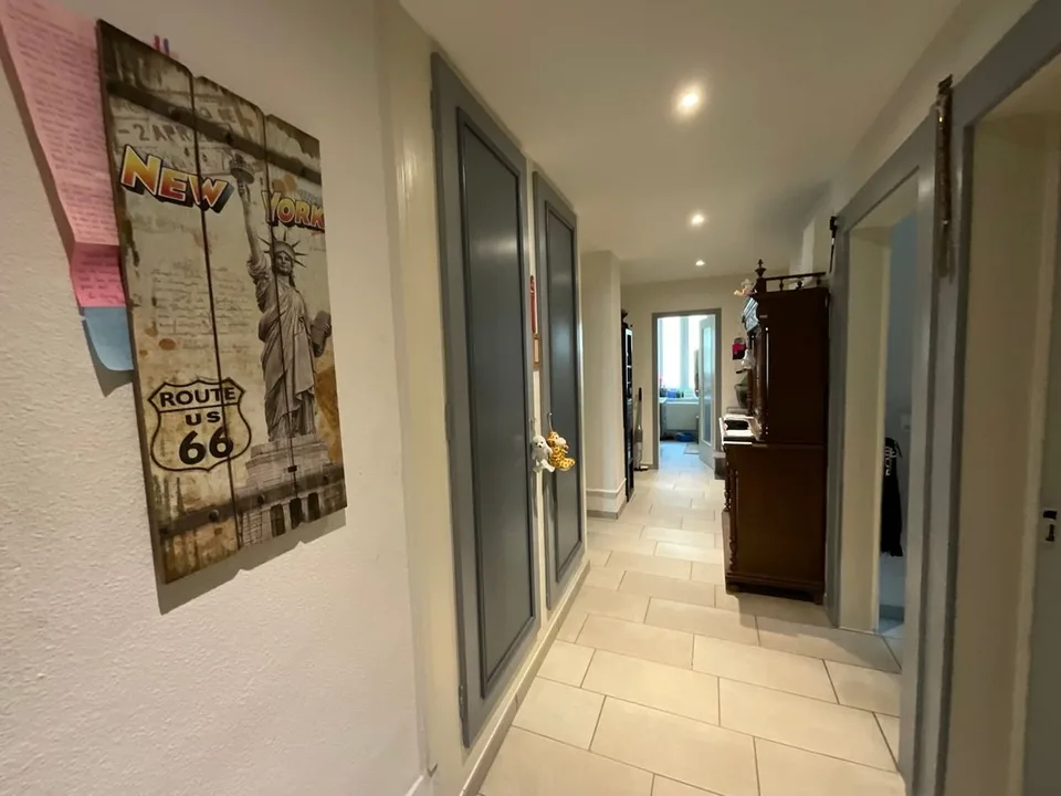 Geräumige und helle 3-Zimmer-Wohnung in La Chaux-de-Fonds