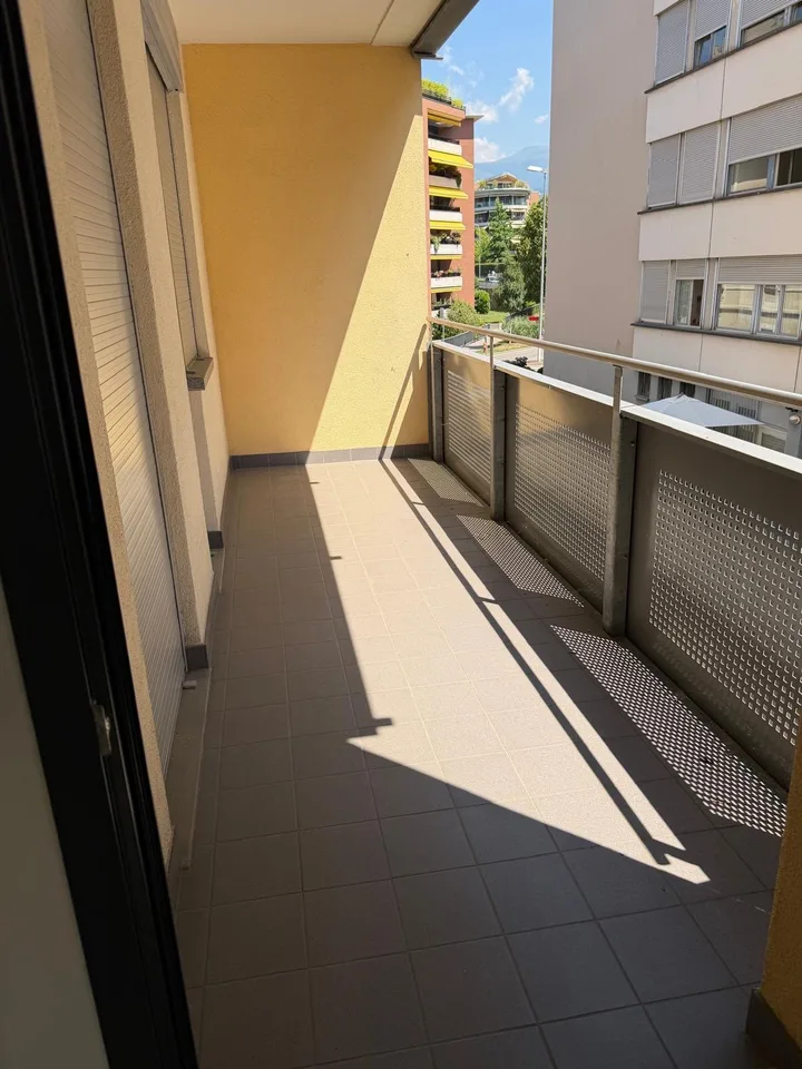 Helles 4.5-Zimmer-Apartment mit Balkon in Lugano – Sofort verfügbar – Foto 11 von 11