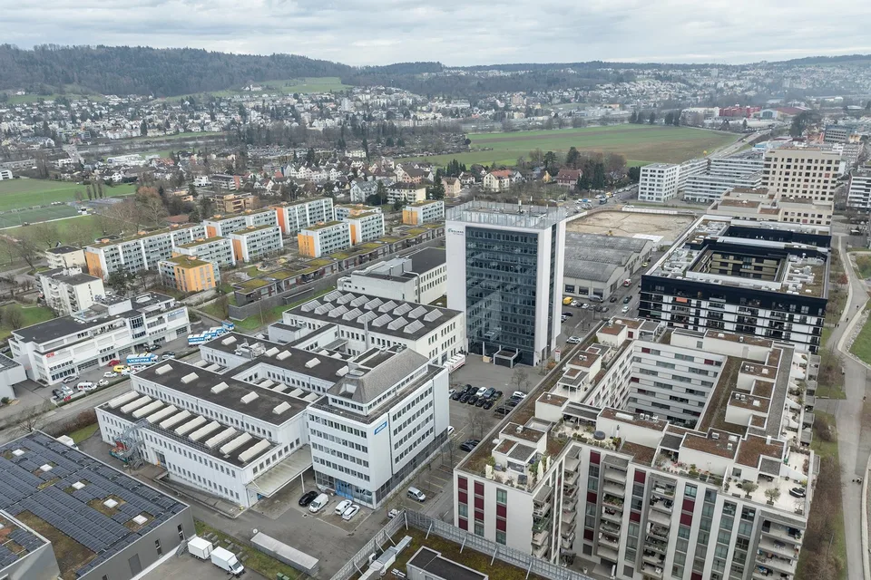 Moderne Bürofläche an der Brandstrasse 24 in Schlieren – 930 m² sofort verfügbar