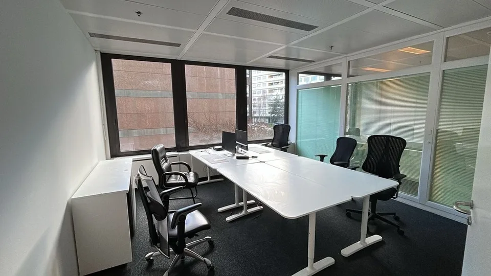 Surface bureau de 59m2 - 1er étage GBC