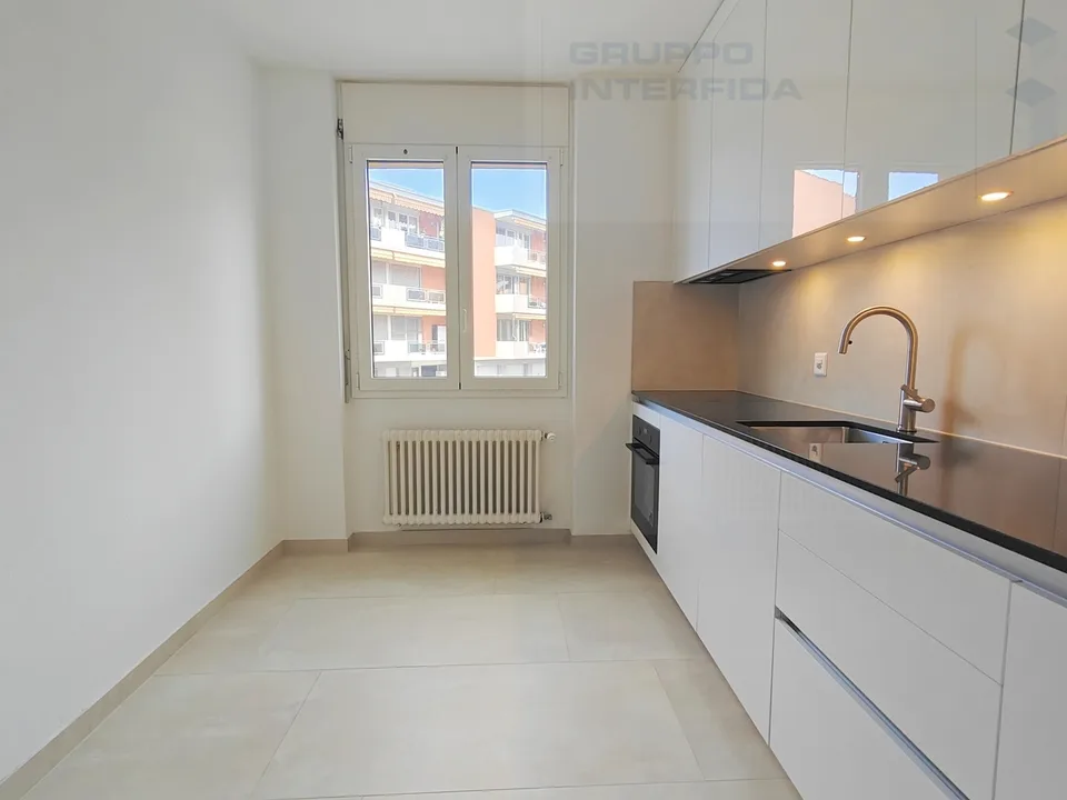 HELLES 4.5 ZIMMER APARTMENT IN MORBIO INFERIORE