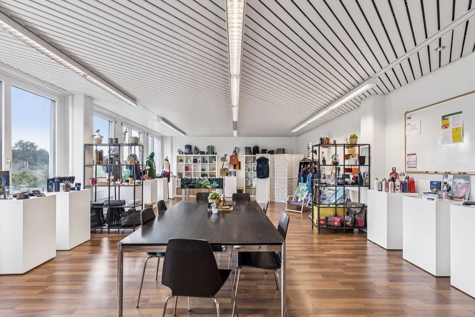 Il tuo nuovo ufficio con una vista panoramica - ispirante e vario!