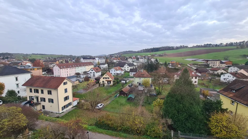 Spacieux appartement de 6.5 pièces avec balcon à Porrentruy – photo 11 sur 13