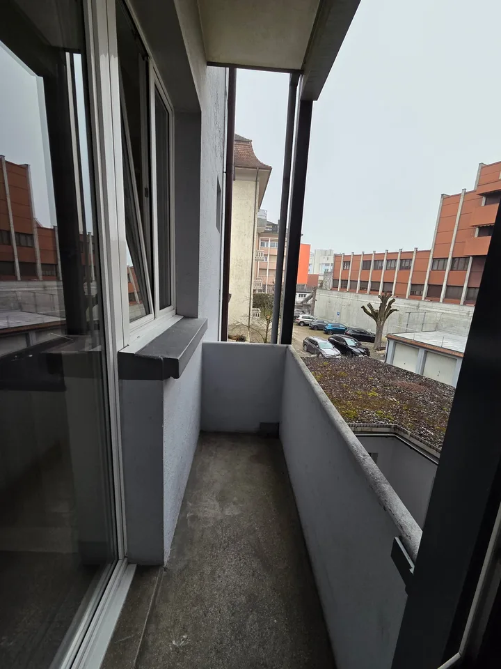 Schönes 3,5-Zimmer-Wohnung im Zentrum von Delémont – Foto 9 von 11