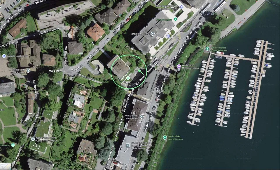Lugano centre parking dans garage