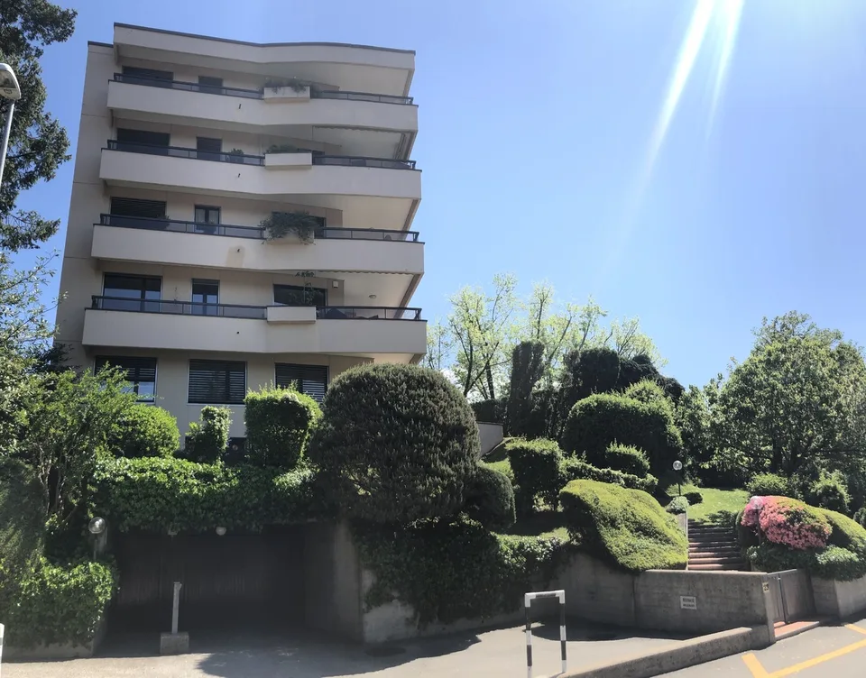 Schönes Apartment mitten im Grünen, zwei Schritte vom Zentrum entfernt