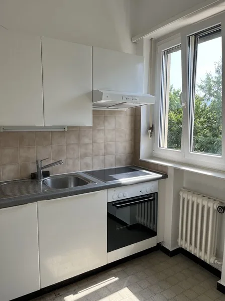 Wir vermieten eine 2.5-Zimmer-Wohnung befristet (Vertragsablauf 31.03.2027)