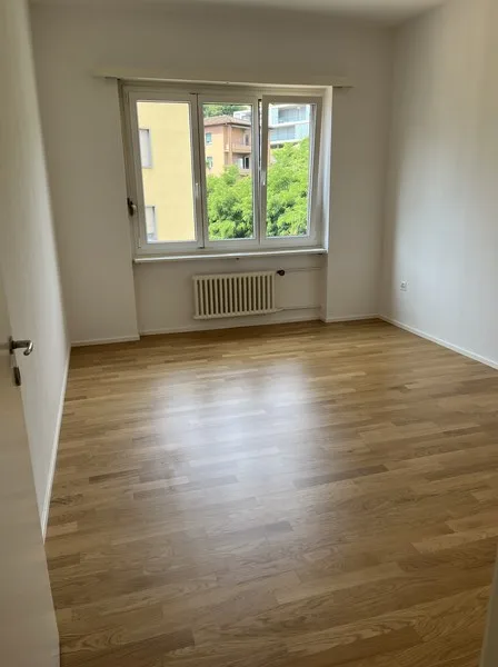 Wir vermieten eine 2.5-Zimmer-Wohnung befristet (Vertragsablauf 31.03.2027)