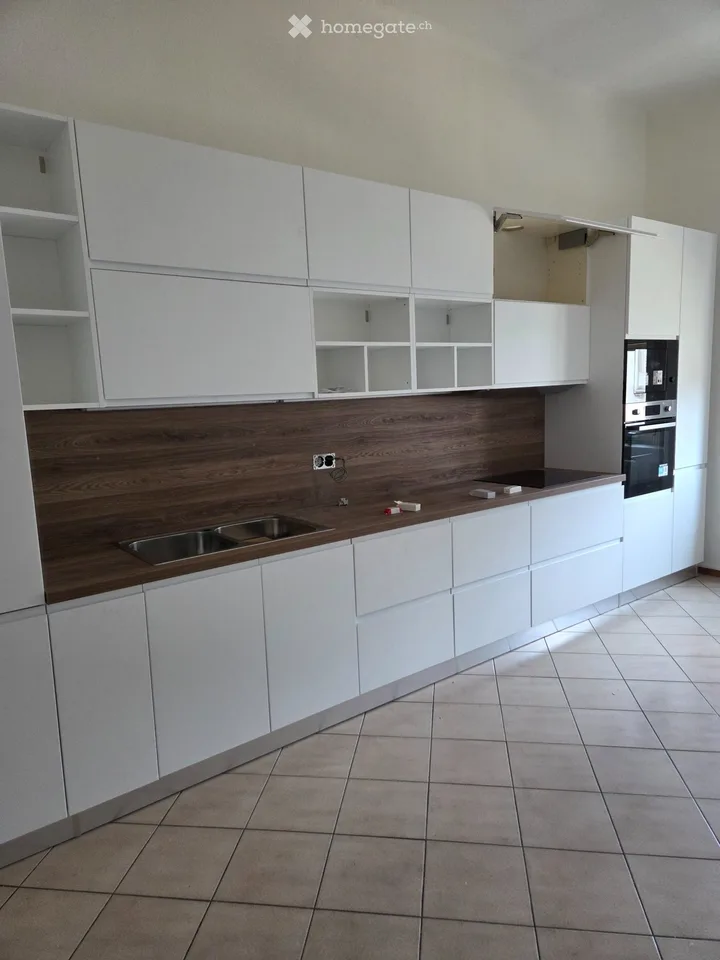 Ampio 4.5 locali in centro, Chiasso