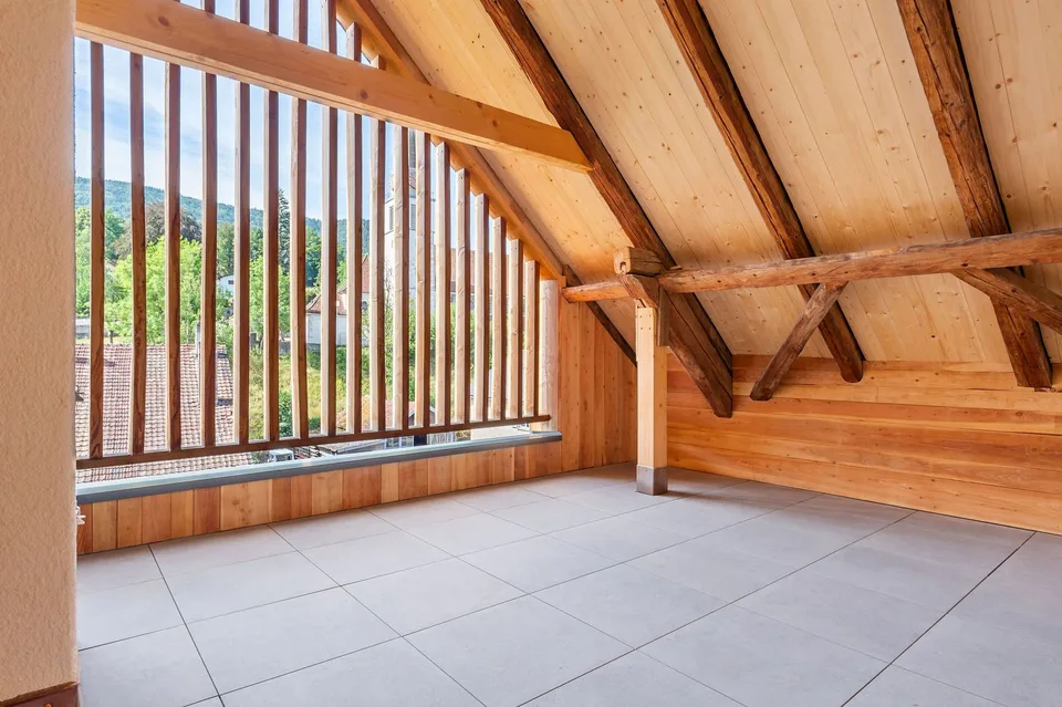 Nuovo appartamento duplex di 5,5 locali in un'antica fattoria — ca. 128 m² + loggia 20 m² — Courfaivre