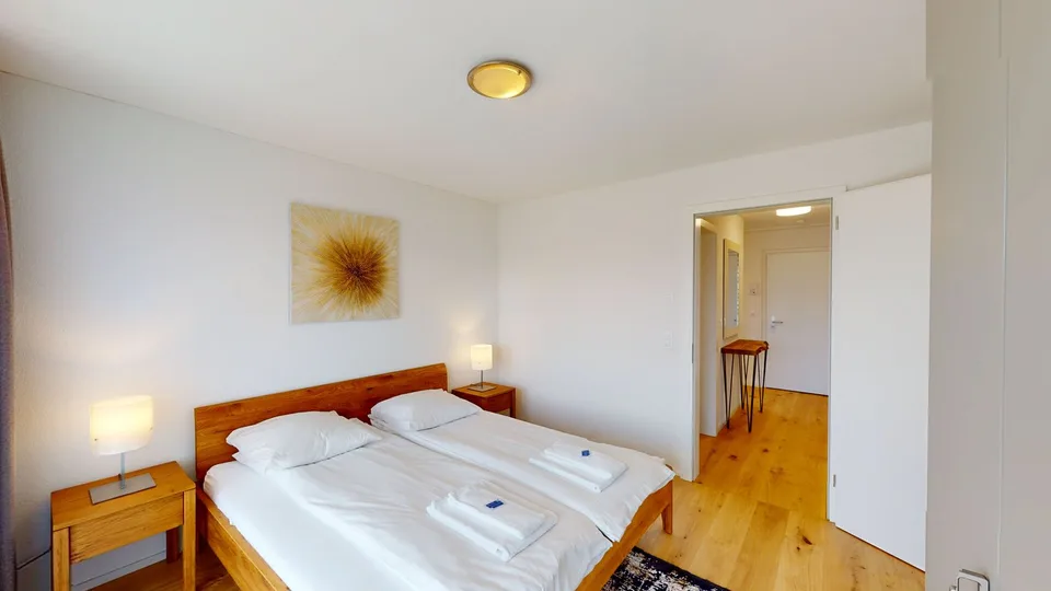 Stilvoll möblierte 2.5-Zimmer-Wohnung mit Balkon in Zürichs begehrtem Stadtteil 6 – Foto 20 von 22