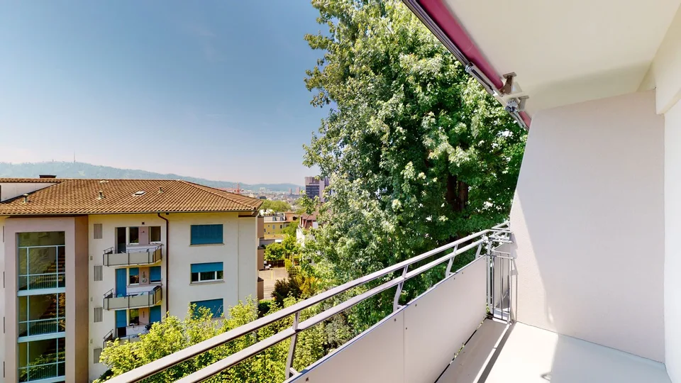 Appartement meublé de 2,5 pièces avec balcon dans le quartier très recherché 6 de Zürich