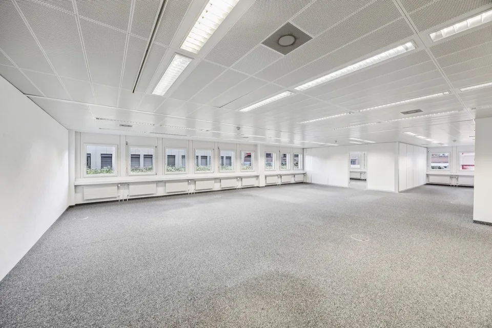 Moderne & klimatisierte Bürofläche im Talgut-Zentrum Ittigen – 280 m² sofort verfügbar
