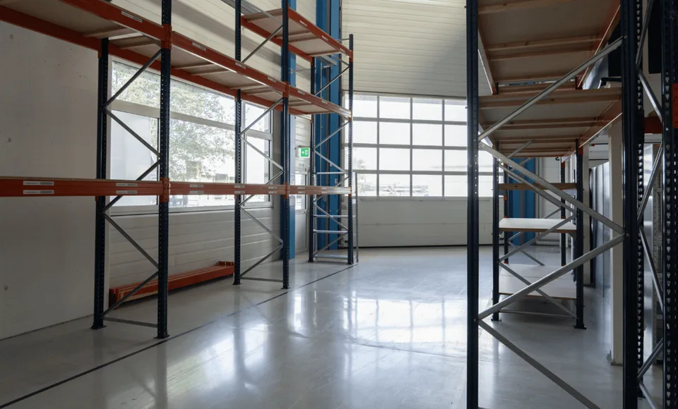 Moderne Lager- und Gewerberäume an der Meierhofstrasse in Emmen ab 84m2 - 845 m2
