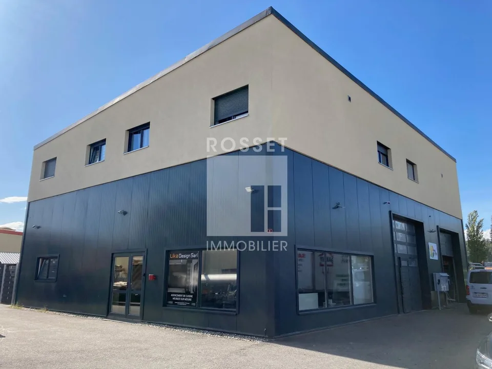 Locaux commerciaux 200 m² à louer