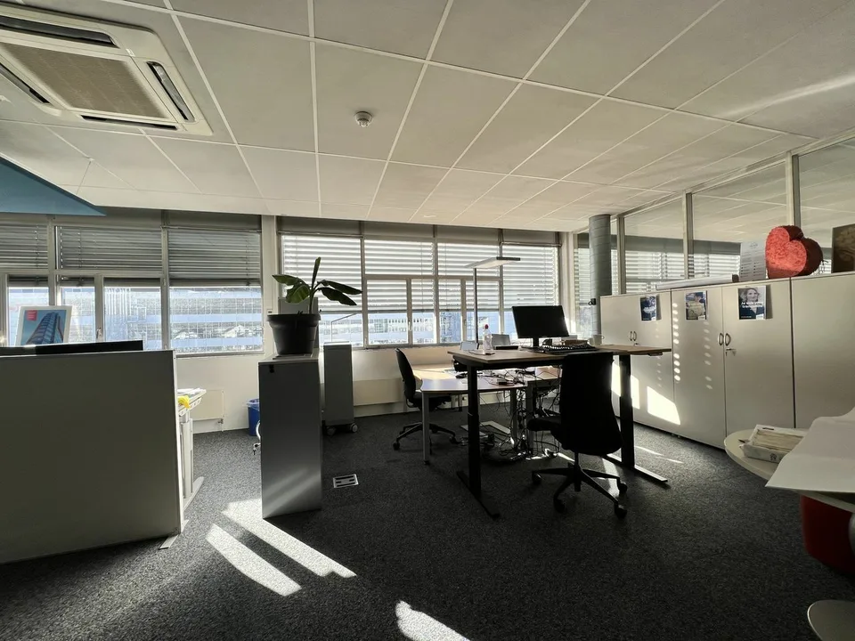 Büros | 400m2 | gute Zugangsmöglichkeiten