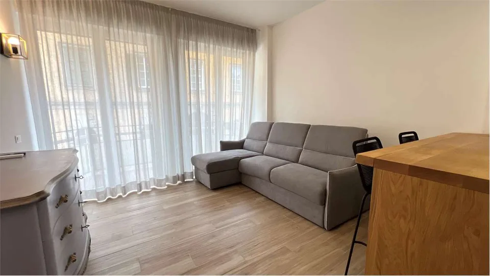 Affittasi a Como: Il tuo pied-à-terre ideale!
