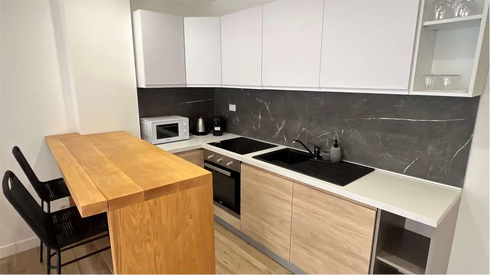 Affittasi a Como: Il tuo pied-à-terre ideale!