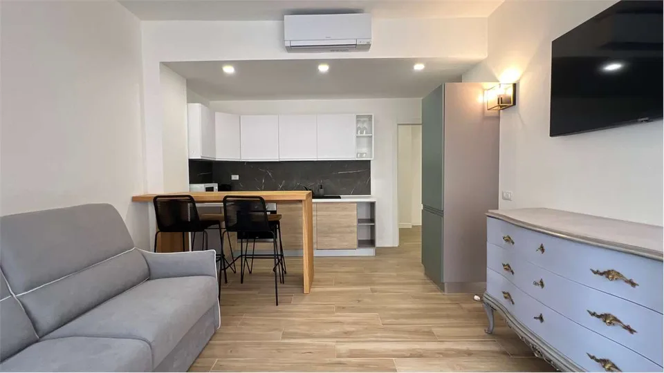 Affittasi a Como: Il tuo pied-à-terre ideale!