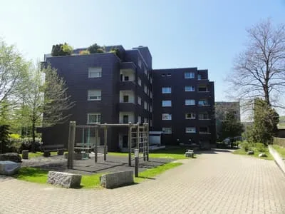 Tiefgaragenparkplätze zu vermieten