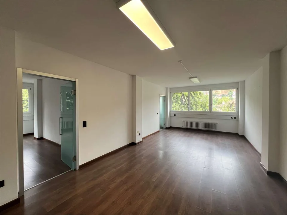 Rif. 2539 Chiasso bureau moderne