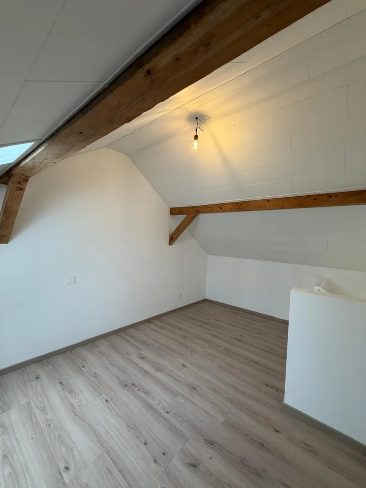 Wohnung mit 2,5 Zimmern renoviert in Haute-Sorne