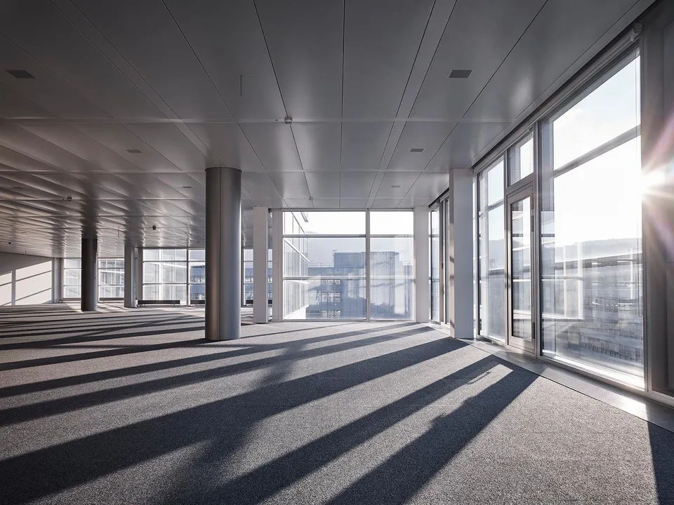 Ihr neuer Unternehmens-Hub in Zürich-Altstetten – 692 m² Plug & Work im Medienpark