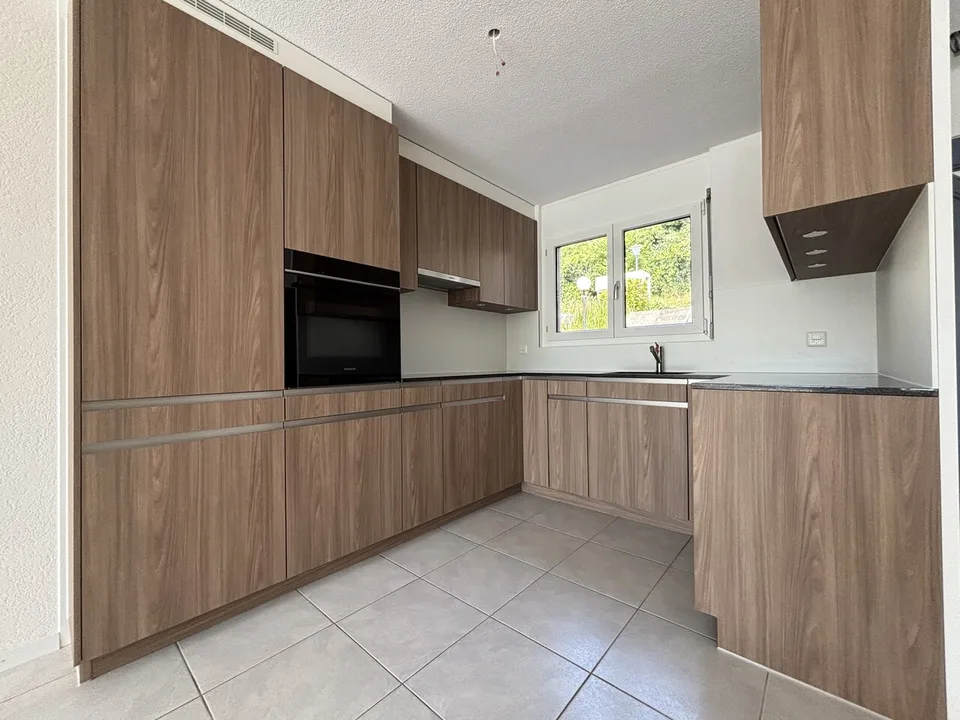 Modernes, frisch renoviertes 4½-Zimmer-Reihenfamilienhaus mit Garten in Pieterlen zu vermieten