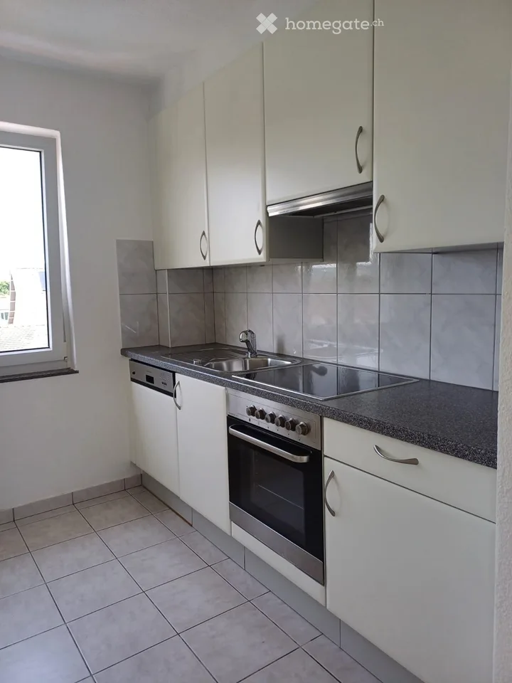 Helle Wohnung mit Balkon
