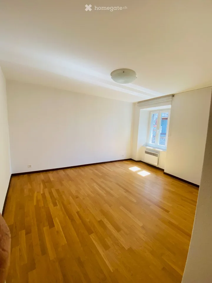 Geräumiges Haus im wunderschönen Ortskern von Brè