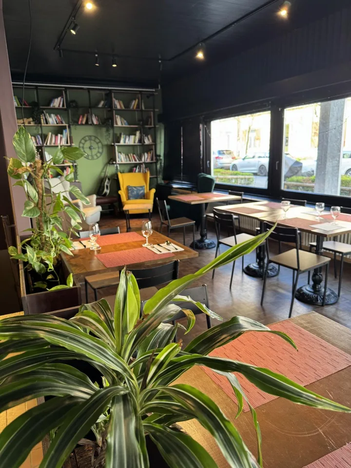 Spazio commerciale ristorante nel quartiere di Matthäus in affitto