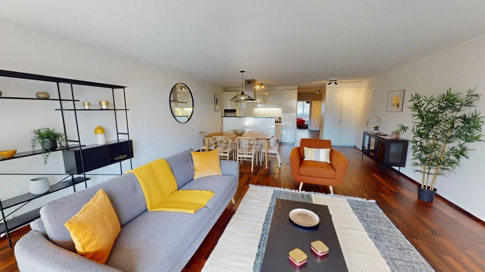 Spacious & Bright 2-Bedroom, 2 Bathroom Apartment with Balcony & Parking - Morges
