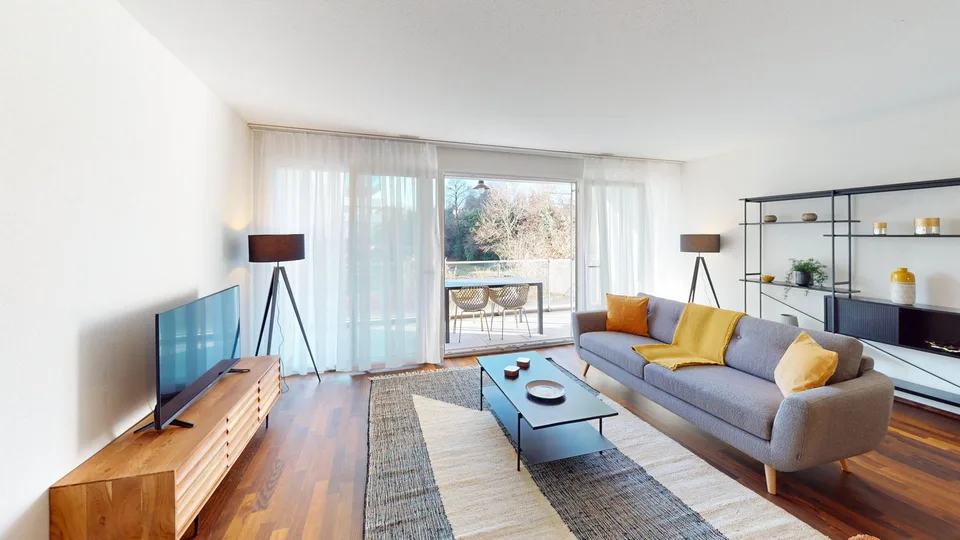 Spacious & Bright 2-Bedroom, 2 Bathroom Apartment with Balcony & Parking - Morges