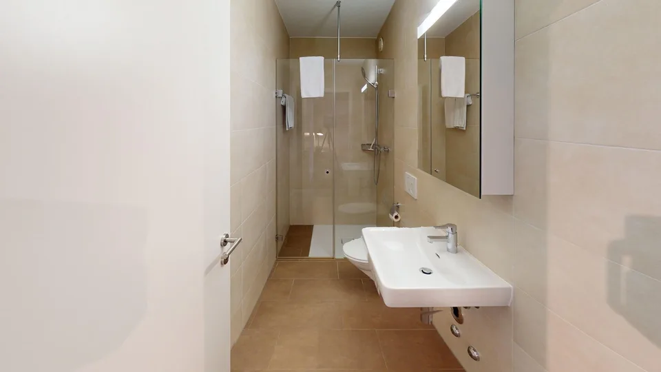 Spacious & Bright 2-Bedroom, 2 Bathroom Apartment with Balcony & Parking - Morges – foto 18 di 19